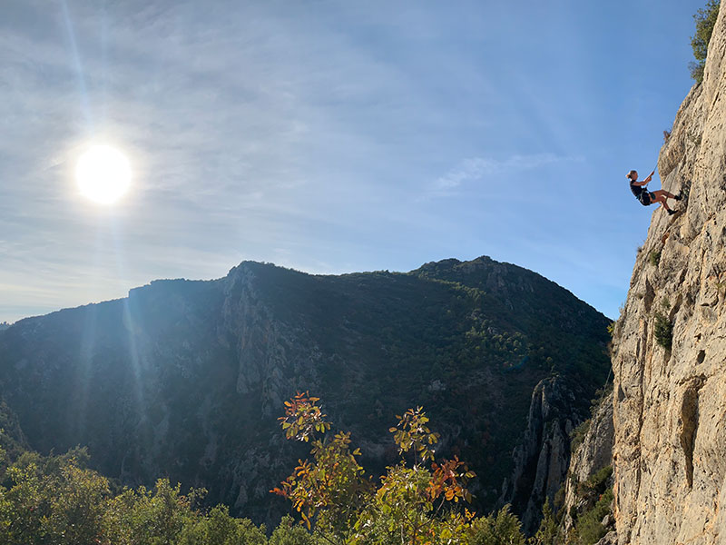 Huesca la Magia: Vacaciones de otoño Pirineos Chill-Outdoor 